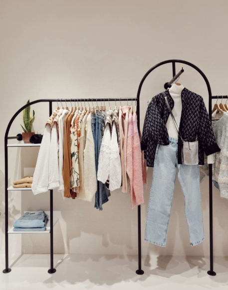 Tienda ropa Hope, Oliten Navarra. Moda csual para mujer. Blusas, camisas, jeans y mucho mas.